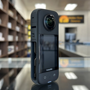 Pre-Owned Insta360 X3 360 Action Camera Bundle